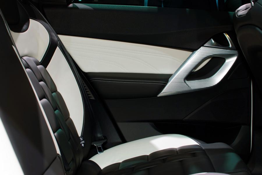  Citroen DS5 2012 года  (фото 152 из 182)